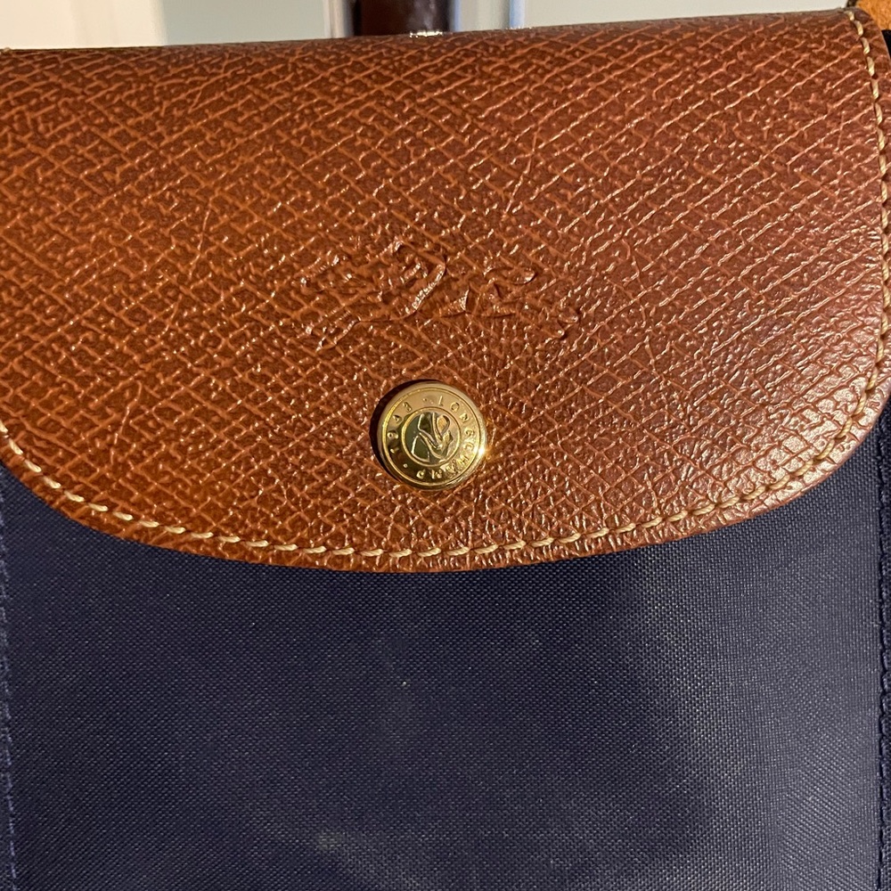 Small Longchamp Le Pliage Nylon Shoulder Tote - Picture 4 of 6